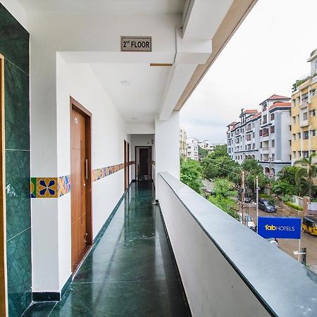 Fabhotel Limestone Suites - 750M From Yashoda Hospitals, Somajiguda Hyderabad Exterior photo